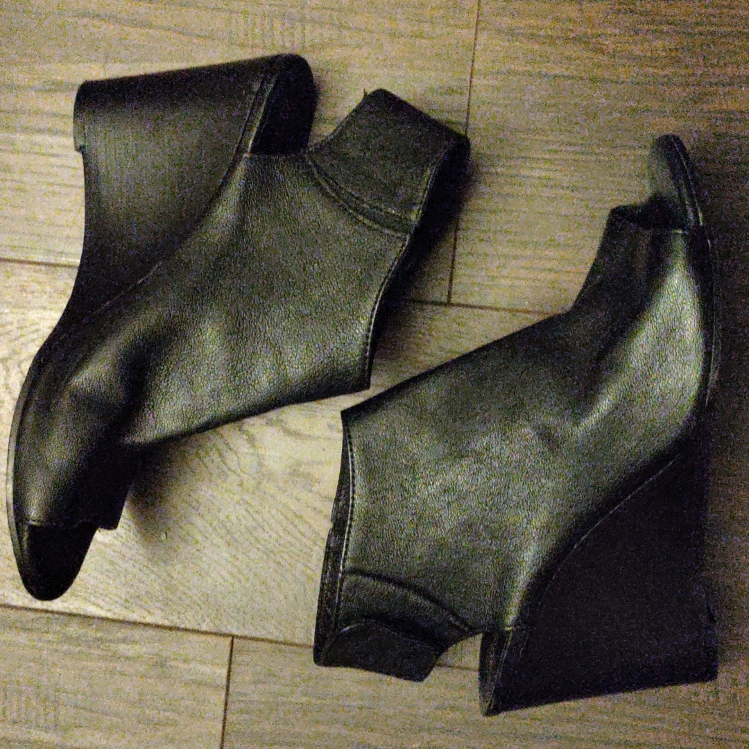 275 Central Wedges
